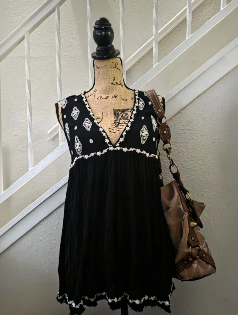 Free People embroidered boho babydoll Size Small